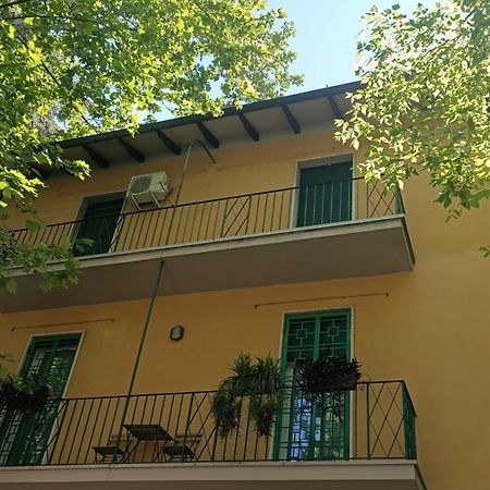 Casa Di Dora Elegante 3 Camere Sant'Orsola ボローニャ エクステリア 写真